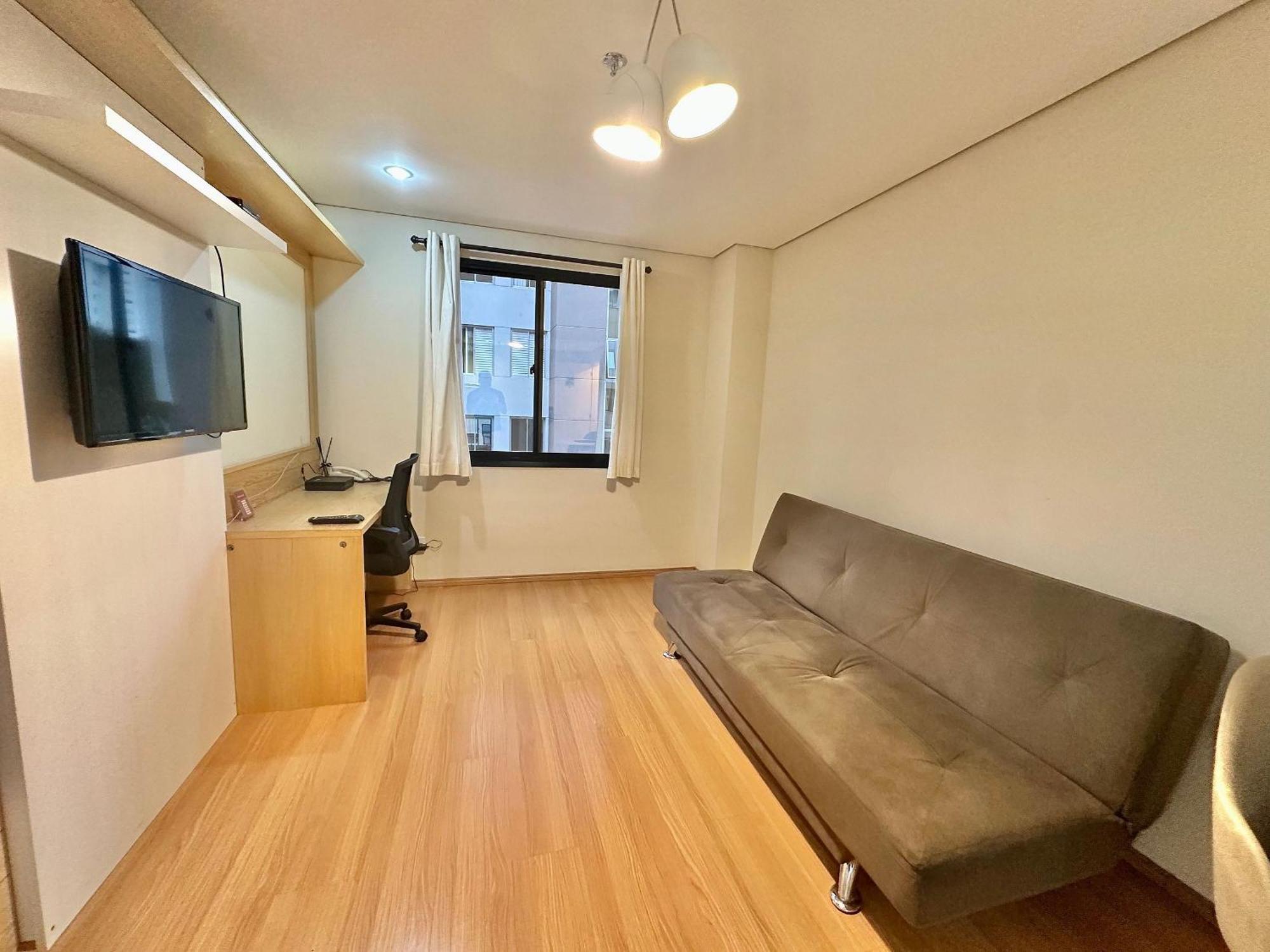 Times Square Moema - Jamaris 100 - Uh 506 — Photos 3